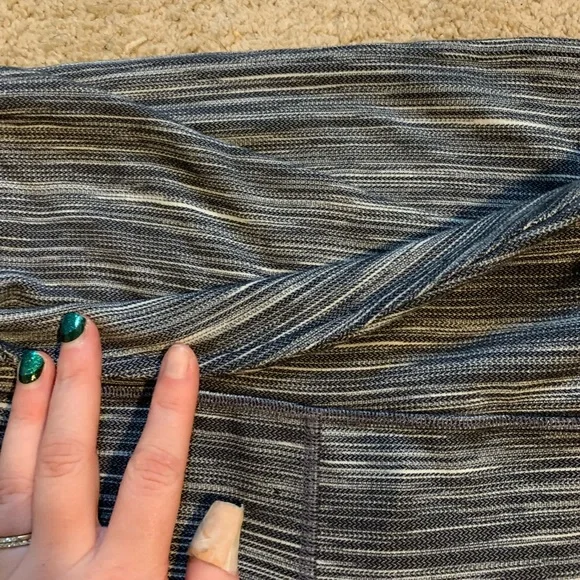 Lululemon Leggings - Picture 3 of 5